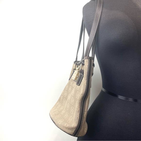 Dooney And Bourke Brown Leather Signature Jacquard Hobo Shoulder Logo - Picture 4 of 16